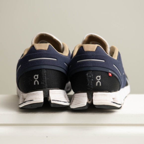 On Cloud 70/30 Running Shoes Mens 13 Black Swiss Engineering CloudTec Sneakers - Picture 4 of 8